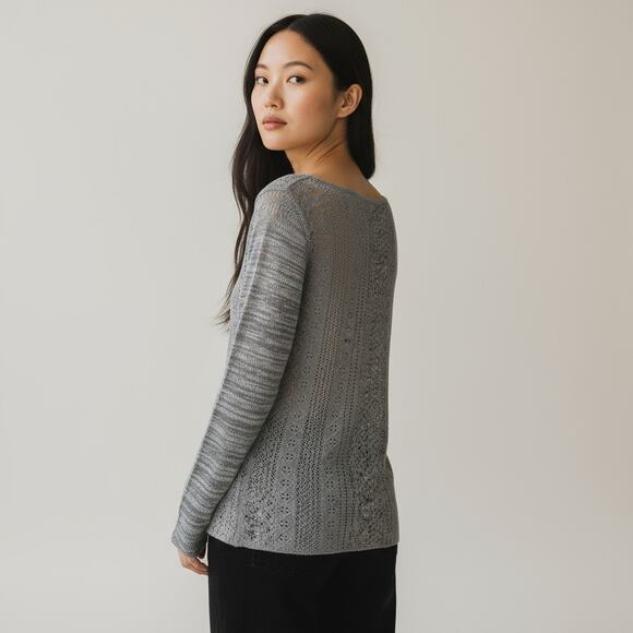 Hollister Soft Silver Metallic Sweater w/Sparkles and Lace back Women’s Large - Picture 4 of 8